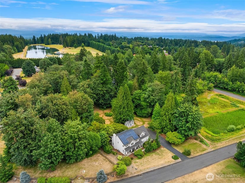 Property photo for 14230 229th Avenue NE, Woodinville photo 40