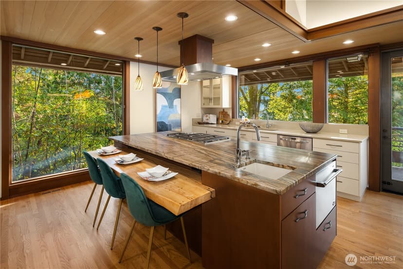 Property photo for 4429 Forest Avenue SE, Mercer Island photo 17