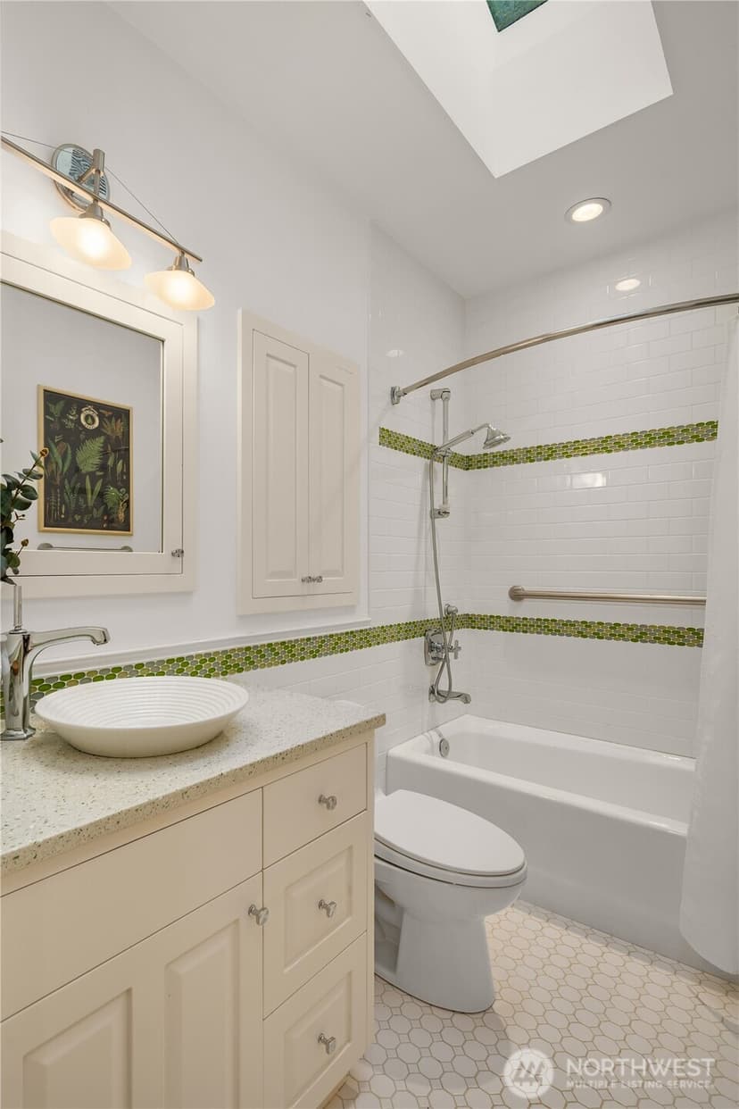 Property photo for 4429 Forest Avenue SE, Mercer Island photo 23