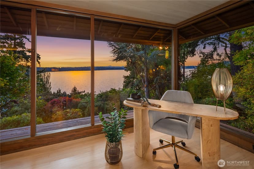 Property photo for 4429 Forest Avenue SE, Mercer Island photo 8