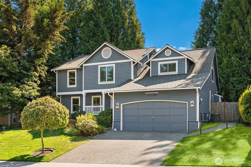 Property photo for 13709 NE 93rd Street, Redmond photo 2