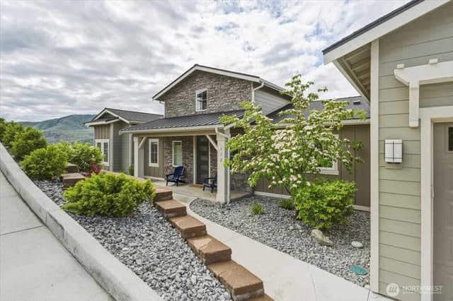 Property photo for 112 Mayer Drive, Chelan
