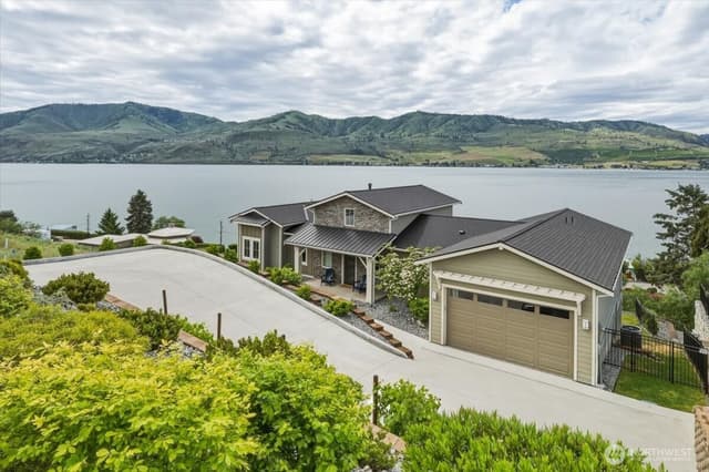 Property photo for 112 Mayer Drive, Chelan photo 2