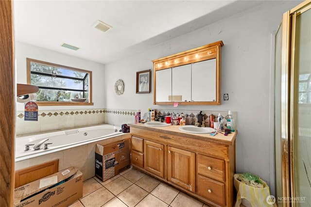 Property photo for 6626 s tyler, Tacoma photo 3