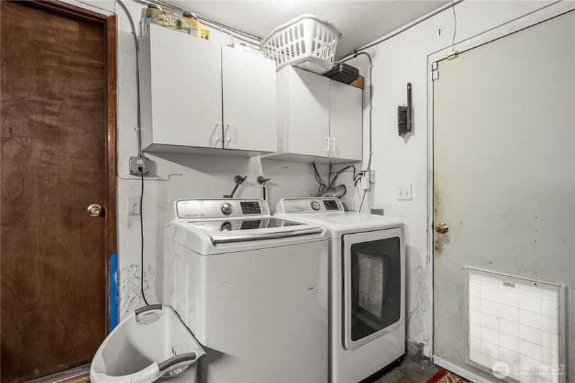 Property photo for 27224 122nd Avenue SE, Kent photo 17