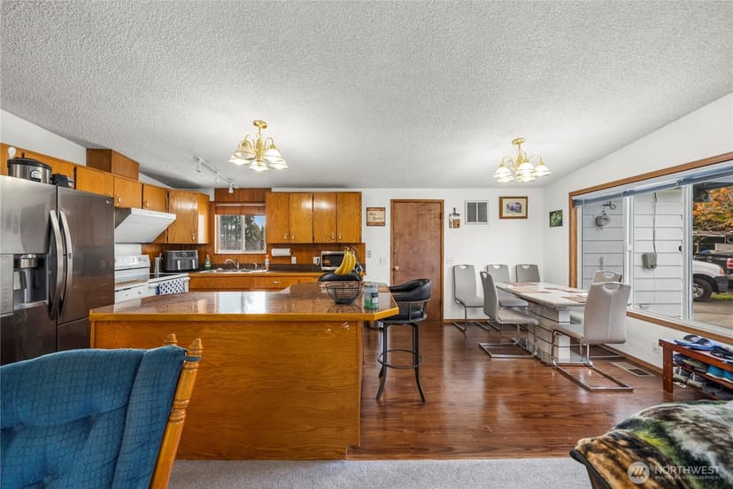 Property photo for 27224 122nd Avenue SE, Kent photo 6