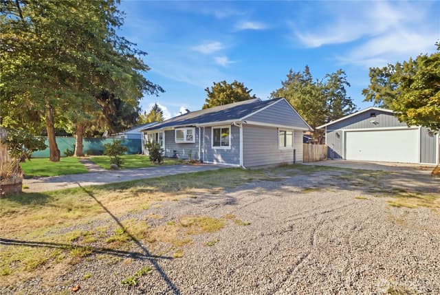 Property photo for 1305 S 118th Street, Tacoma photo 2