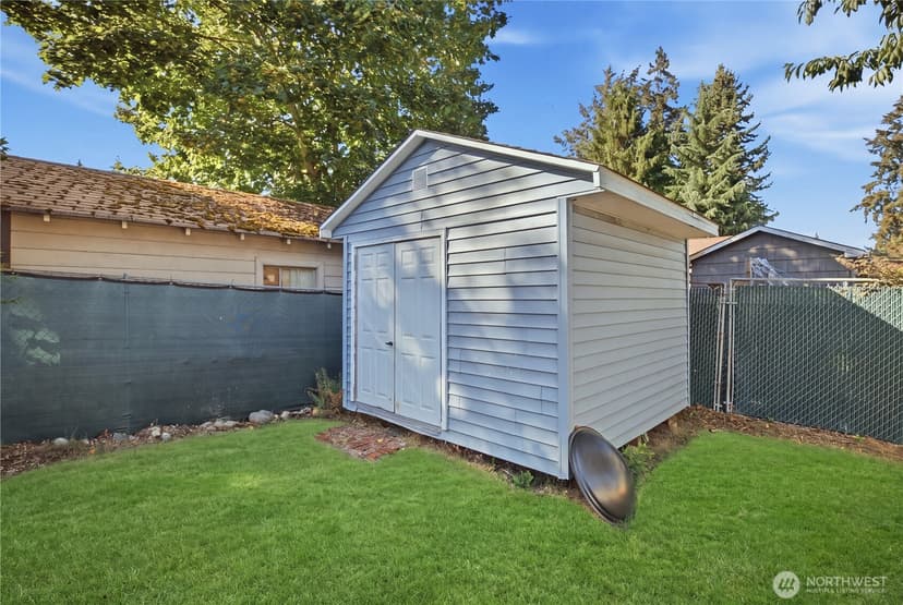 Property photo for 1305 S 118th Street, Tacoma photo 23