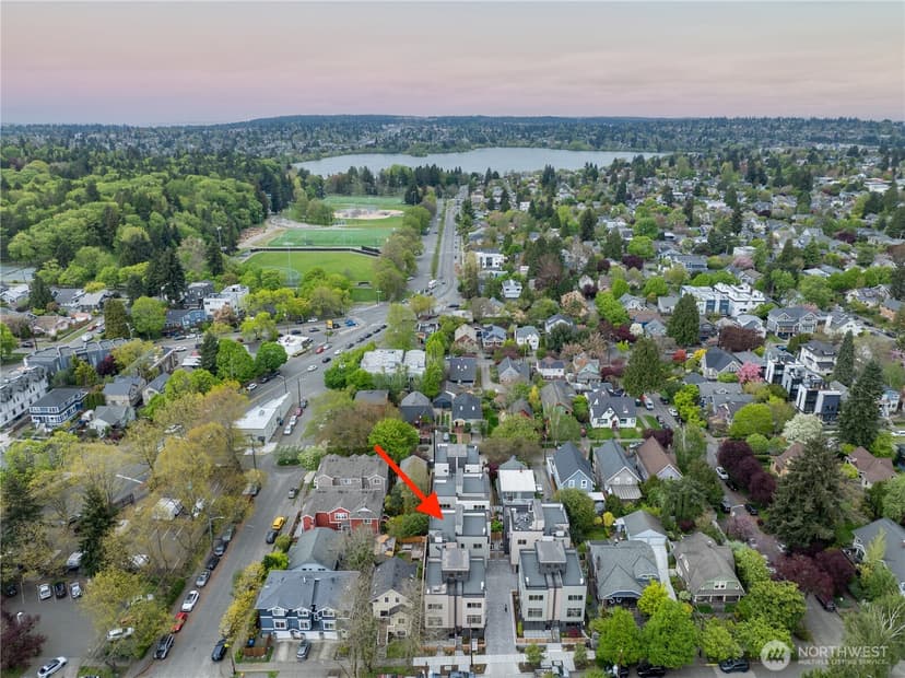 Property photo for 1412 N 47th Street #A, Seattle photo 32