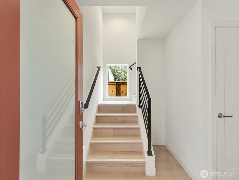 Property photo for 1412 N 47th Street #A, Seattle photo 3