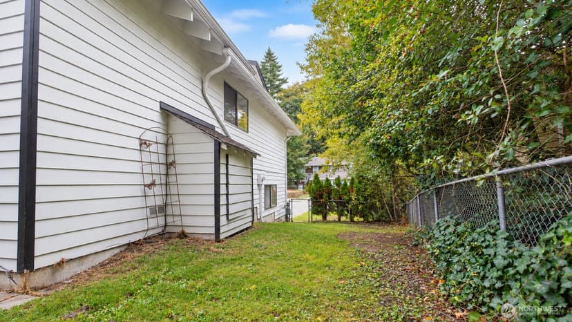 Property photo for 21405 124th Avenue SE, Kent photo 22