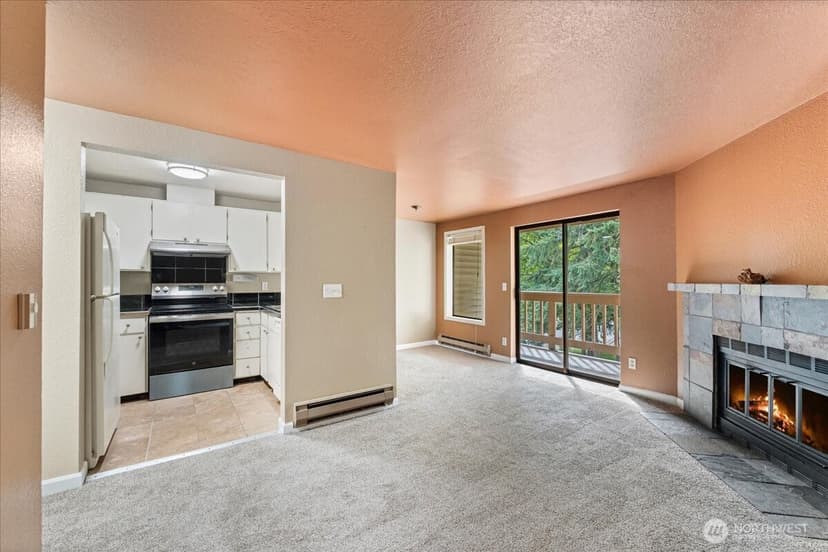 Property photo for 17435 119 Lane SE #D31, Renton photo 2