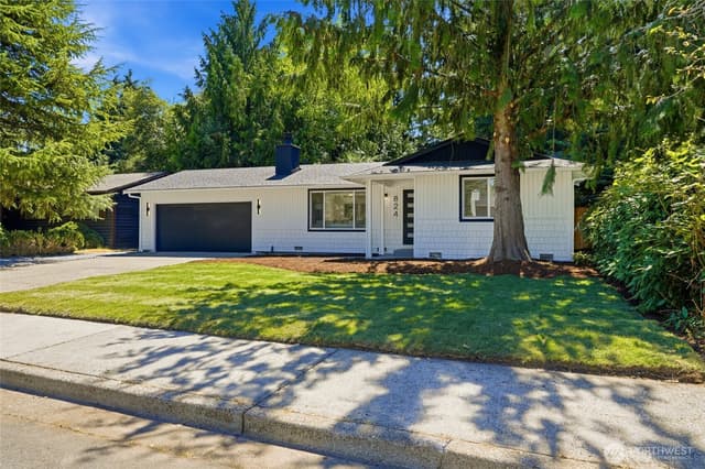 Property photo for 824 116th Street SW, Everett photo 3