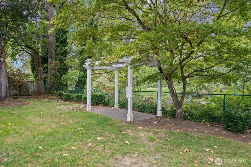 Property photo for 826 Pike Street NE #C6, Auburn photo 34