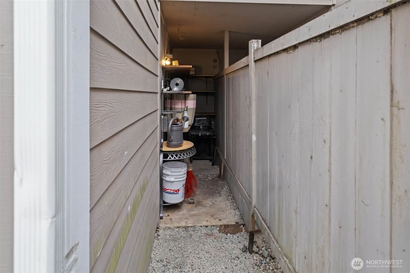 Property photo for 826 Pike Street NE #C6, Auburn photo 29