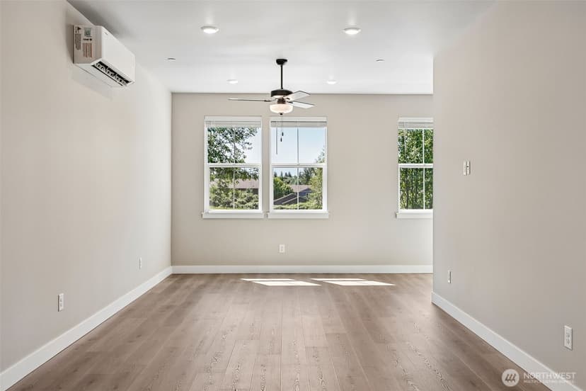 Property photo for 8931 172nd Street NE, Arlington photo 5