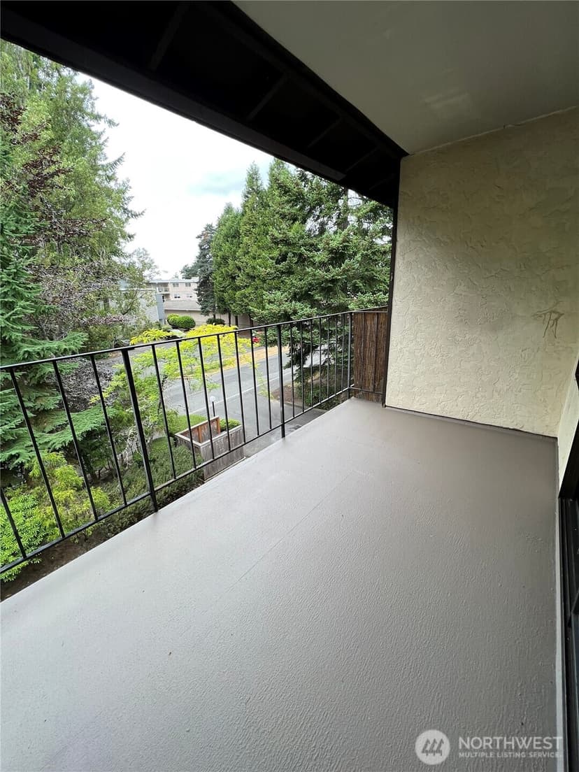 Property photo for 8305 53rd Avenue W #5, Mukilteo photo 5