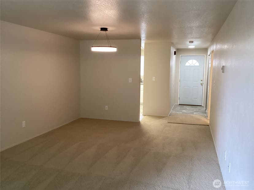 Property photo for 8305 53rd Avenue W #5, Mukilteo photo 17