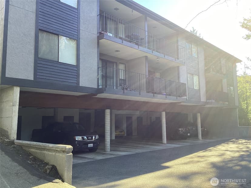 Property photo for 8305 53rd Avenue W #5, Mukilteo photo 4