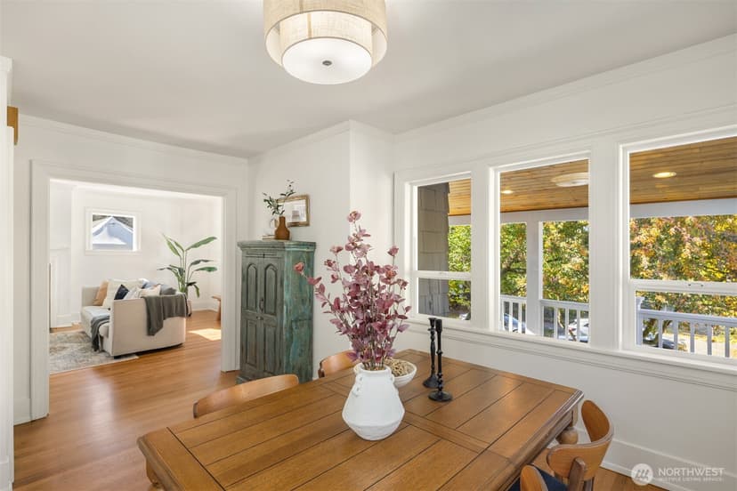 Property photo for 6512 16th Avenue NE, Seattle photo 12