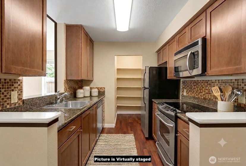 Property photo for 12303 Harbour Pointe Boulevard #CC202, Mukilteo photo 6