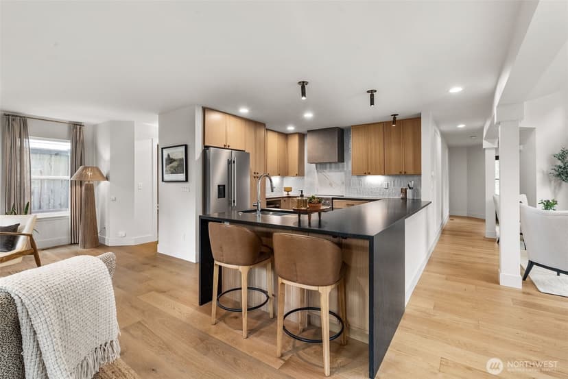 Property photo for 6223 85th Avenue W, University Place photo 13