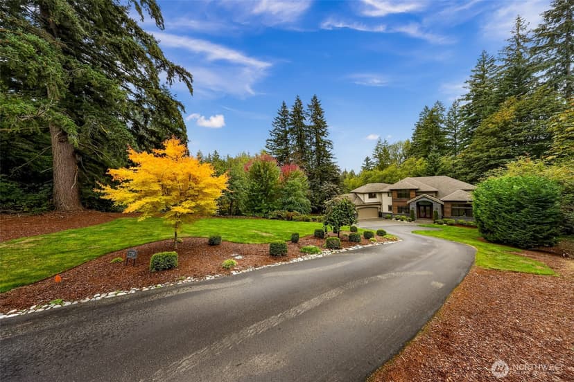 Property photo for 7709 216th Avenue NE, Redmond photo 2