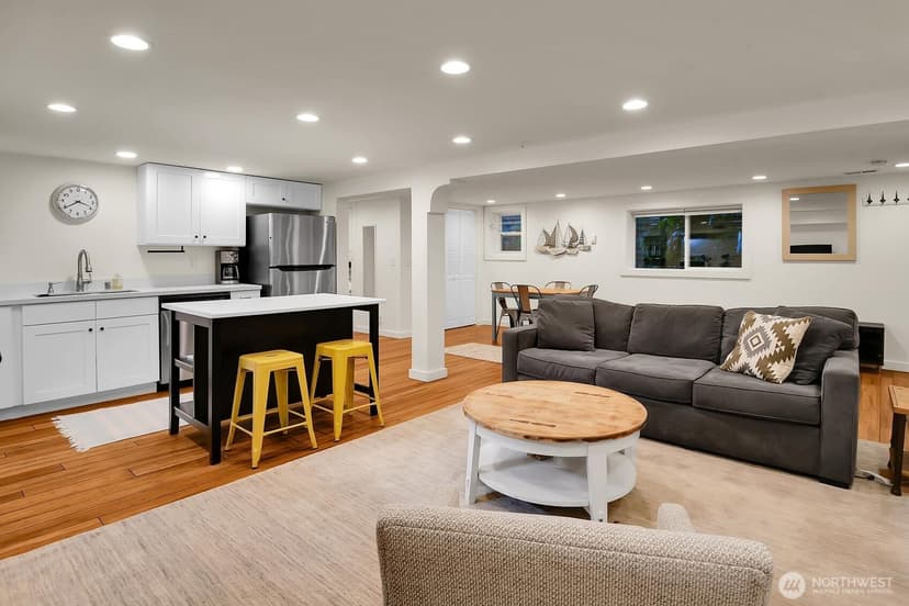 Property photo for 1613 N 52nd Street, Seattle photo 18