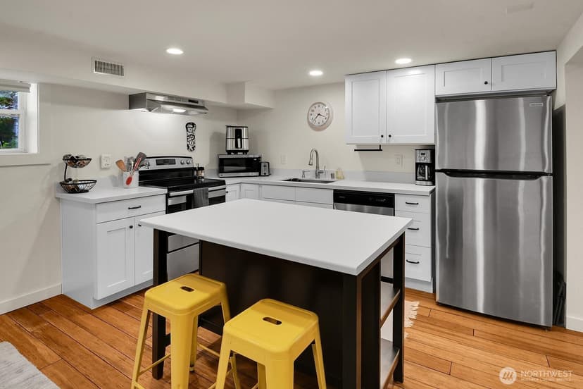 Property photo for 1613 N 52nd Street, Seattle photo 19