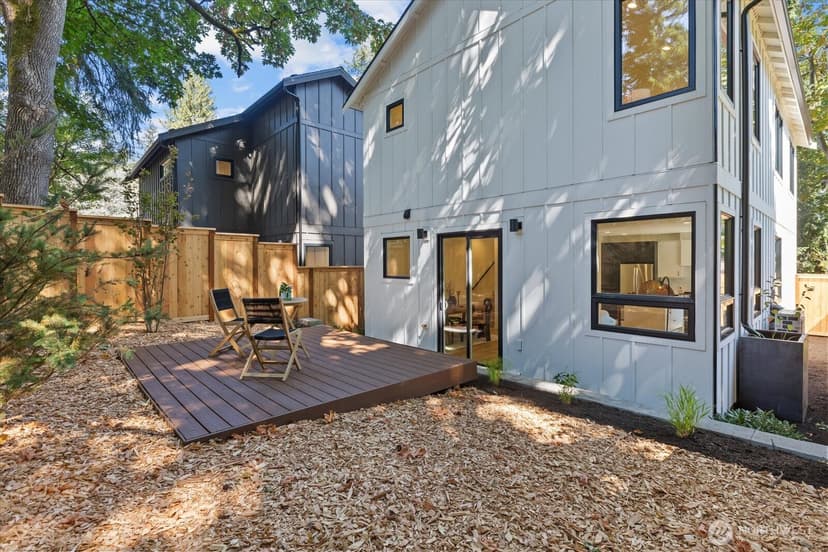 Property photo for 11349 23rd Avenue NE, Seattle photo 25