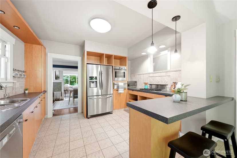 Property photo for 1731 Lake Washington Boulevard S, Seattle photo 10