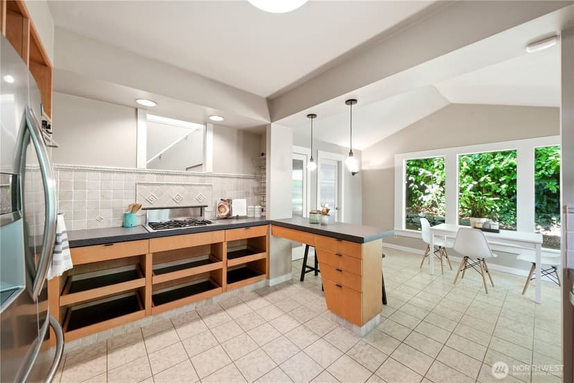 Property photo for 1731 Lake Washington Boulevard S, Seattle photo 19