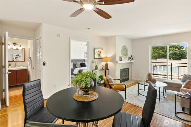 Property photo for 9750 Greenwood Avenue N #203, Seattle photo 5