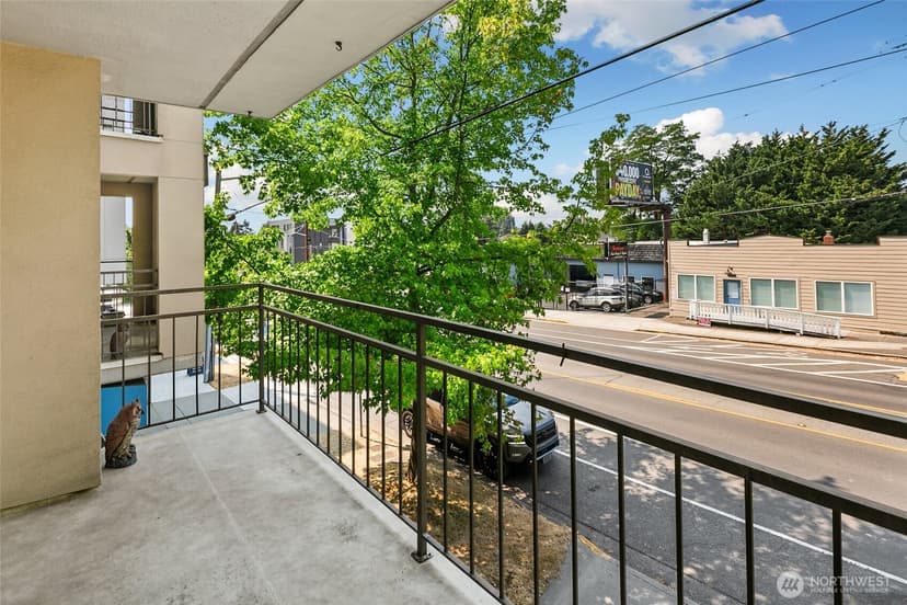 Property photo for 9750 Greenwood Avenue N #203, Seattle photo 16