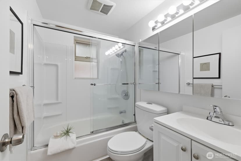 Property photo for 3834 175th Avenue NE #44, Redmond photo 11