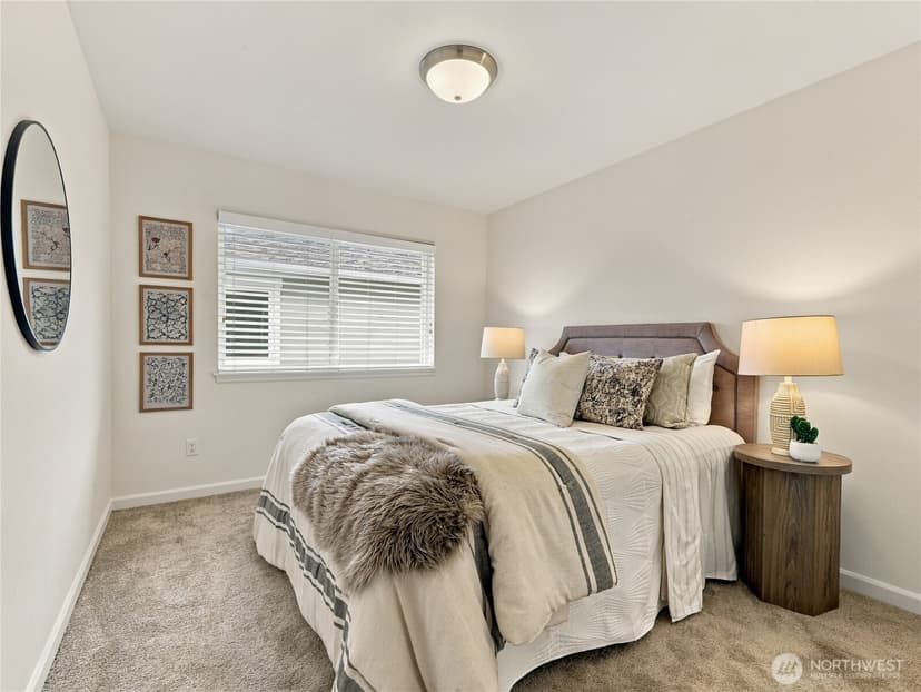 Property photo for 1726 28th Avenue NE, Issaquah photo 24