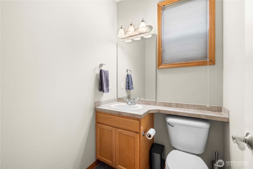 Property photo for 2115 143 Place SW, Lynnwood photo 11