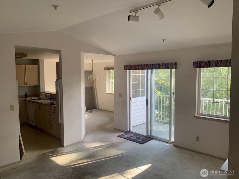 Property photo for 949 Aberdeen Avenue NE #B305, Renton photo 8