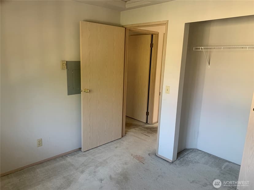 Property photo for 949 Aberdeen Avenue NE #B305, Renton photo 10