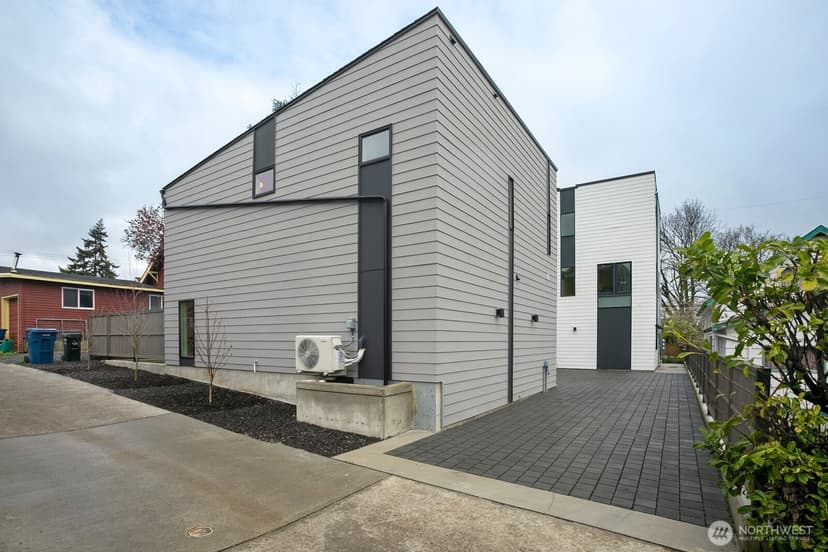 Property photo for 4217 S Findlay Street, Seattle photo 25