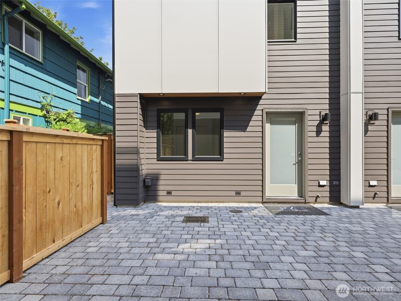 Property photo for 1411 N 48th Street #A, Seattle photo 22