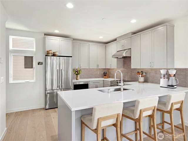 Property photo for 1411 N 48th Street #A, Seattle photo 4
