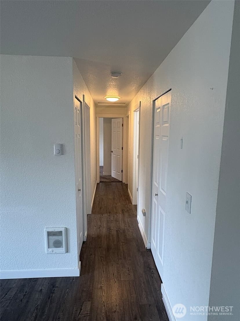 Property photo for 1307 Juniper Drive SE, Olympia photo 6