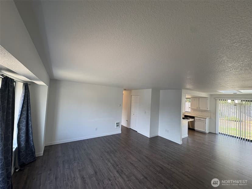 Property photo for 1307 Juniper Drive SE, Olympia photo 2