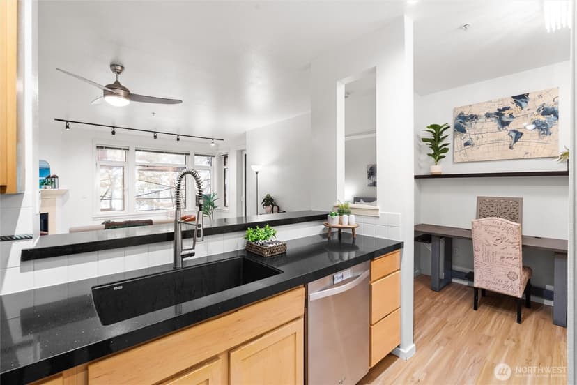 Property photo for 109 2nd Street S #328, Kirkland photo 8
