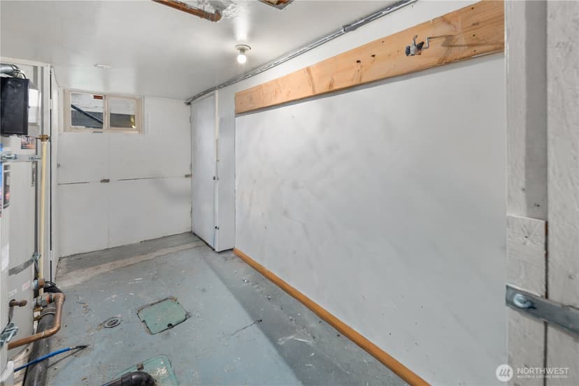 Property photo for 7106 California Avenue SW #101, Seattle photo 14