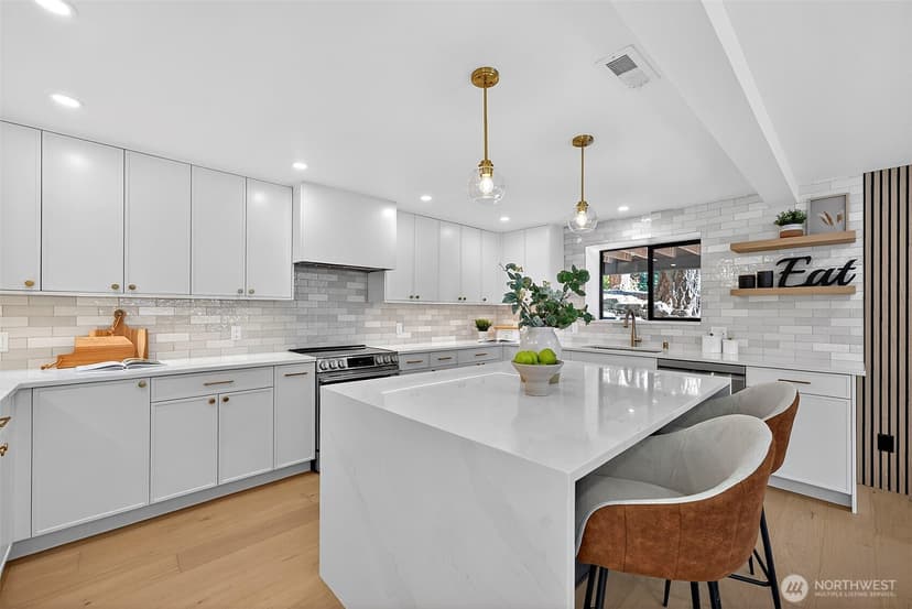 Property photo for 111 Point Fosdick Circle NW, Gig Harbor photo 11