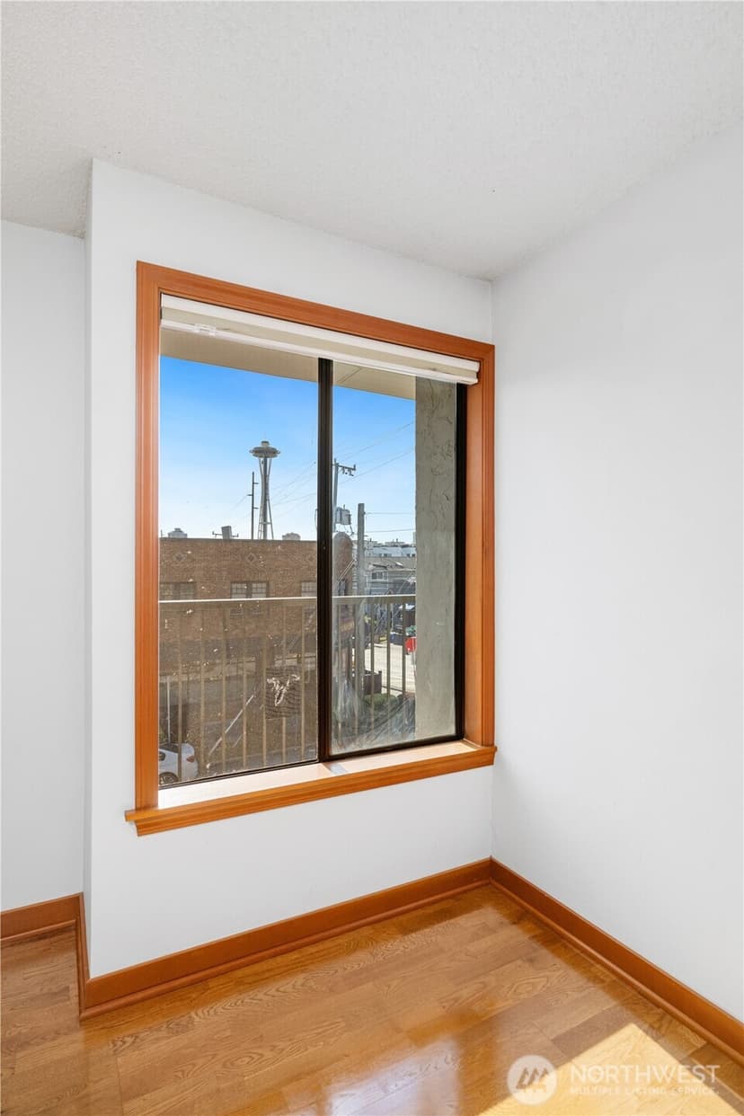 Property photo for 550 Aloha Street #201, Seattle photo 11