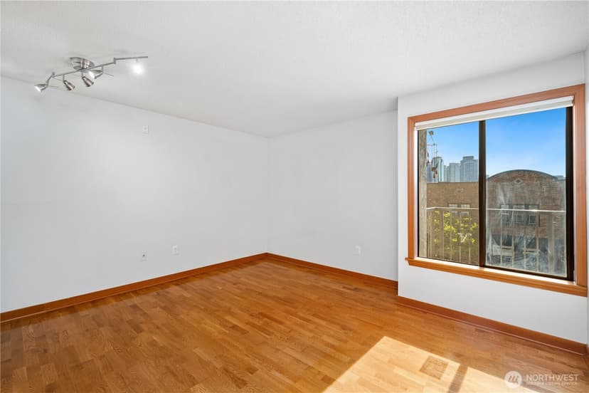 Property photo for 550 Aloha Street #201, Seattle photo 9