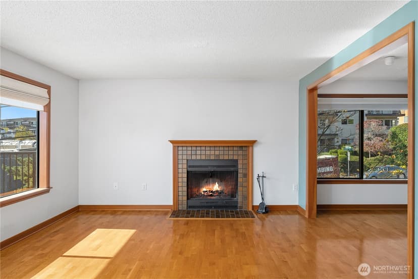 Property photo for 550 Aloha Street #201, Seattle photo 16